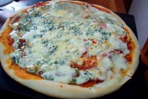 PIZZA ROQUEFORT: Cocina Sencilla y Deliciosa