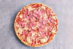 PIZZA DE JAMÓN Y QUESO: Versión Rápida y Sabrosa